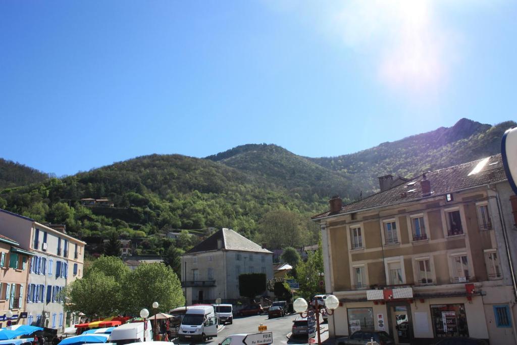 Hotel Le Bellevue Tarascon-sur-Ariege Ngoại thất bức ảnh